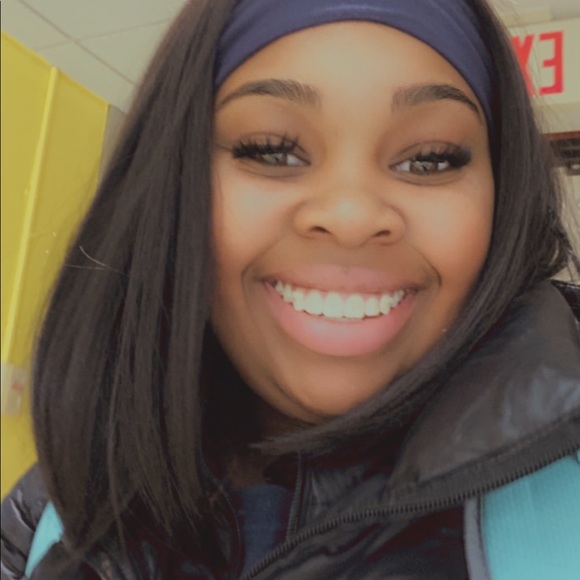 Meet your Posher, Zakiya - Picture 4 of 5